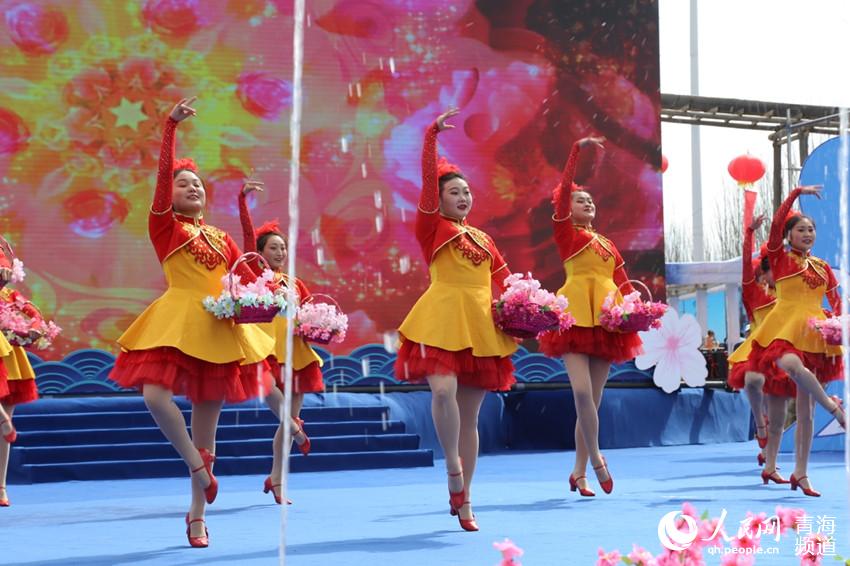 2021���F�µ�ʮ�����S���Ļ����μ��_Ļʽ��ˇ�ݳ��������z