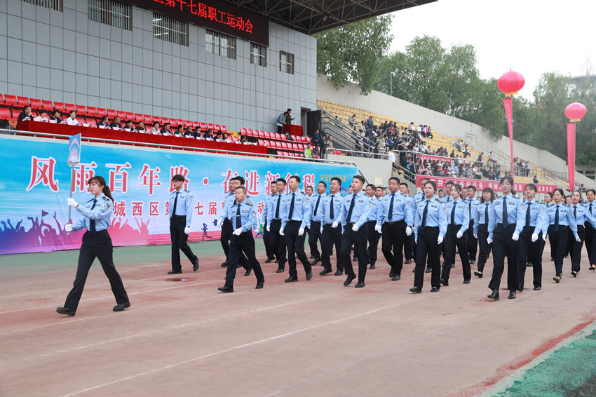 �\�ӕ��F(xi��n)���������^(q��)ί���������D