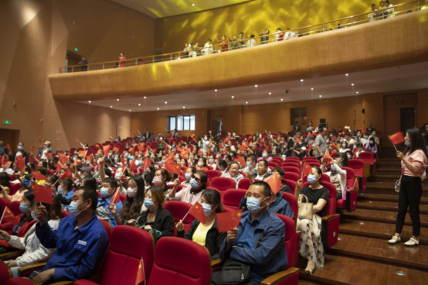 �ݳ��F(xi��n)����������z