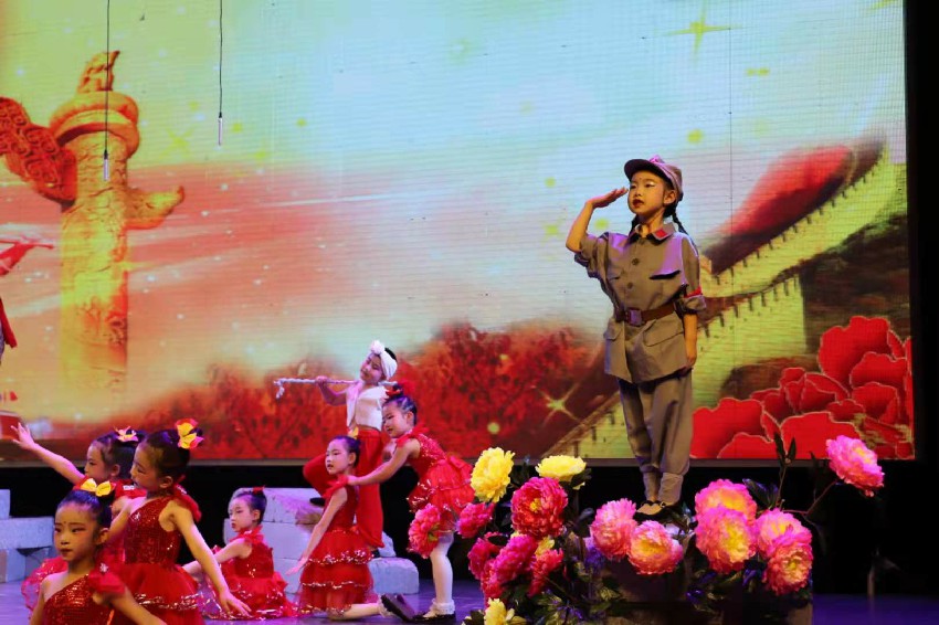 ��ӬF(xi��n)����������z