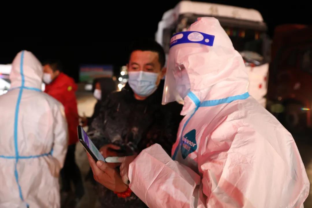 茫崖公安檢查站。茫崖市委宣傳部供圖