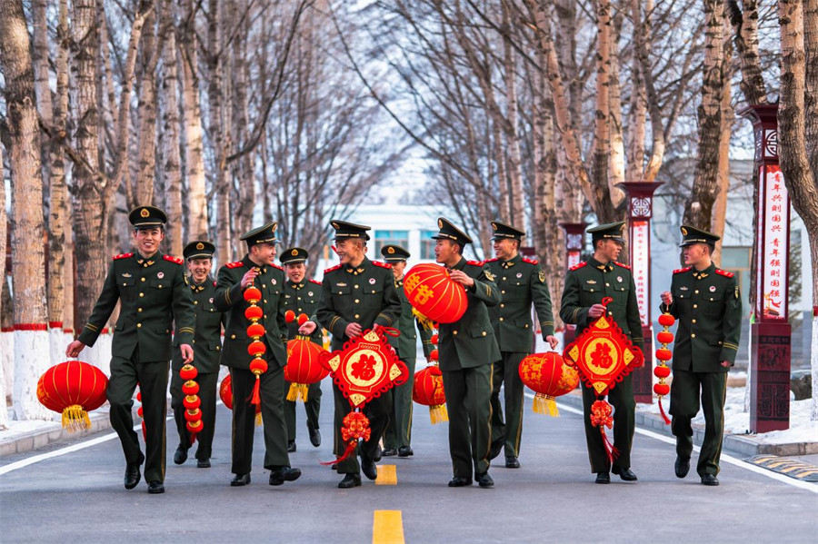 �ٱ����������´��Շ��С��R��z