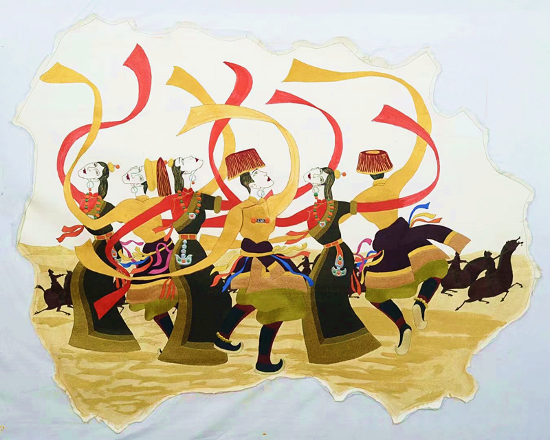 皮繡作品。祁琴芳攝