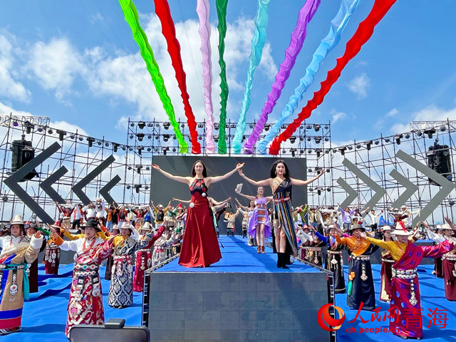 開(kāi)幕式現(xiàn)場(chǎng)。人民網(wǎng) 實(shí)習(xí)生樓佳慧攝