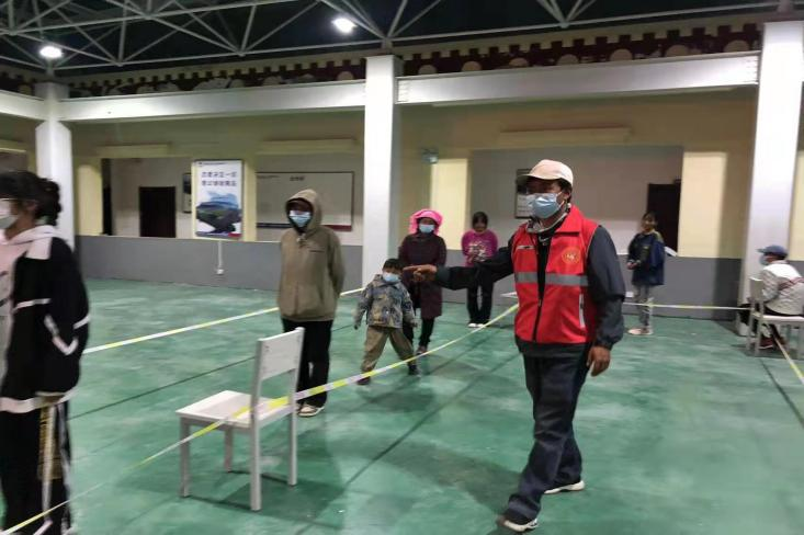 有序開展核酸檢測工作。黃南州尖扎縣委宣傳部供圖