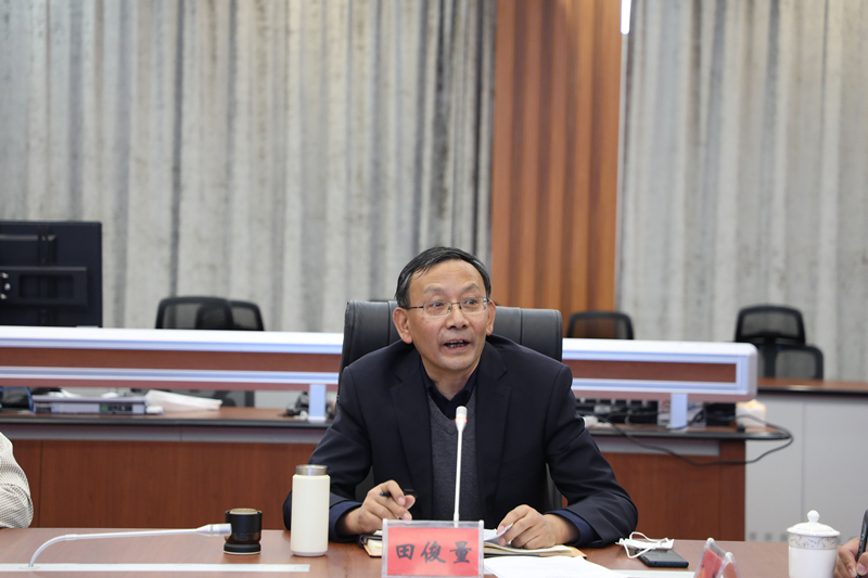 三江源國家公園管理局黨委委員副局長田俊量致辭。三江源國家公園管理局供圖