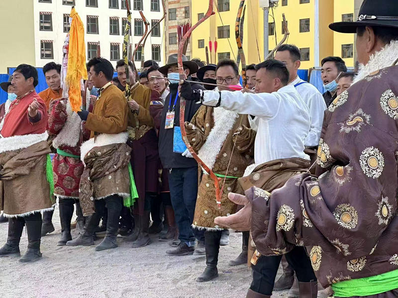 2023年冬季農(nóng)牧民射箭賽。尖扎縣委宣傳部供圖