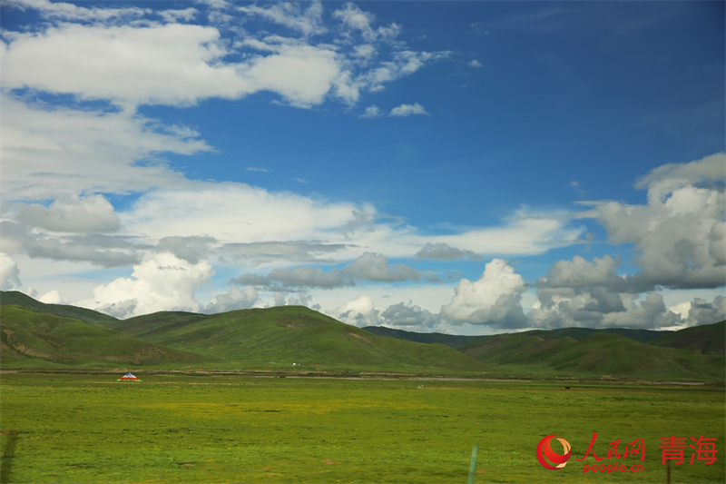 果洛風(fēng)景。人民網(wǎng) 馬可欣攝