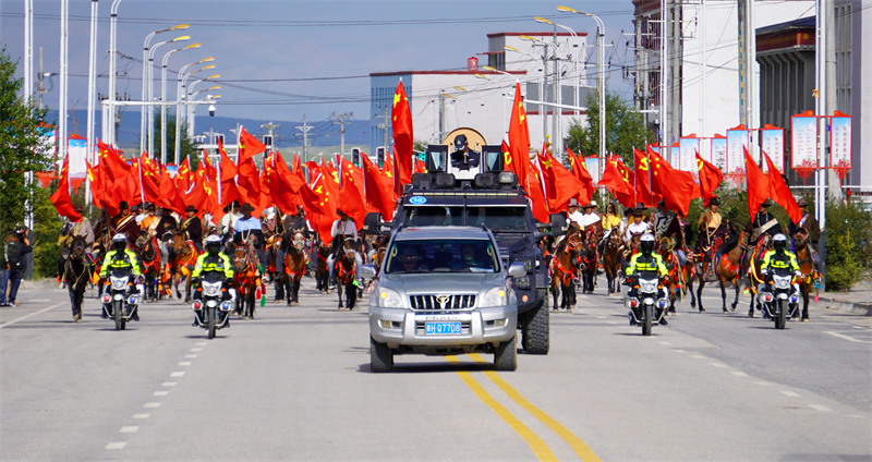 千匹駿馬行天峻。天峻縣委宣傳部供圖