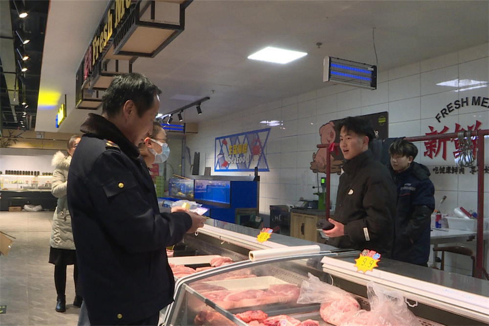 排查整治現(xiàn)場。湟中區(qū)委宣傳部供圖