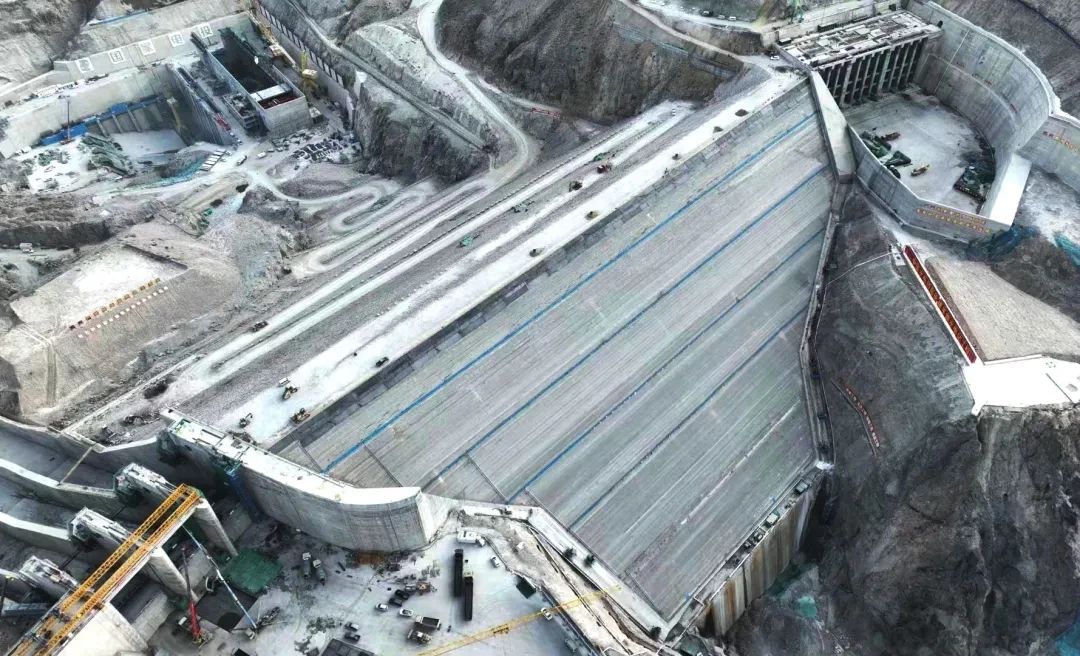 航拍黃河羊曲水電站。中國(guó)水電四局供圖