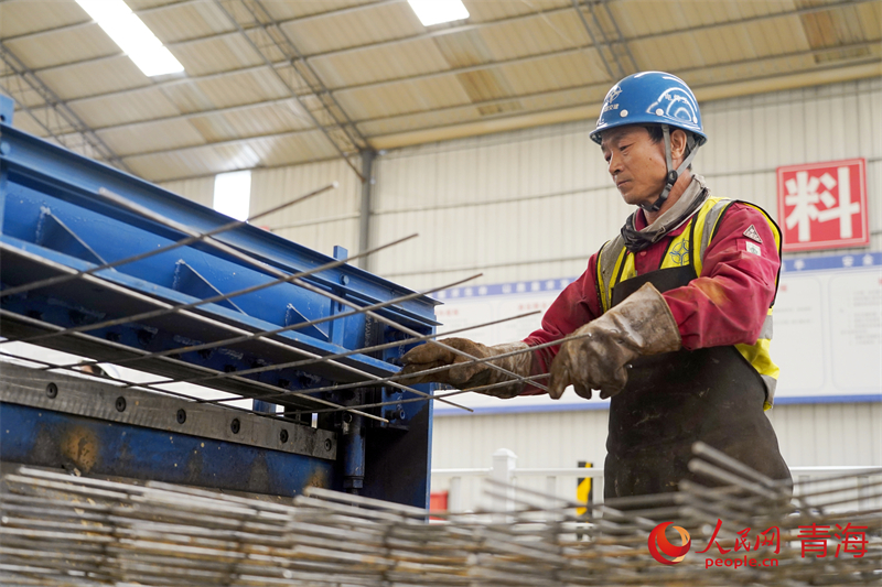 焊接現(xiàn)場。人民網(wǎng) 況玉攝