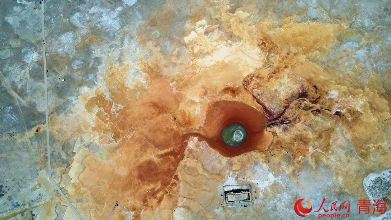 “惡魔之眼”艾肯泉。人民網(wǎng) 況玉攝