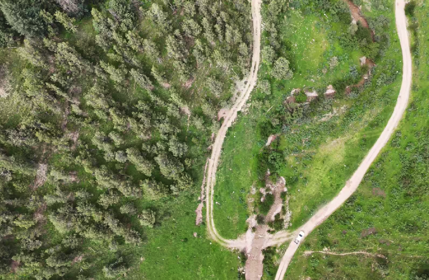 尕爾大峽谷景如畫(huà)