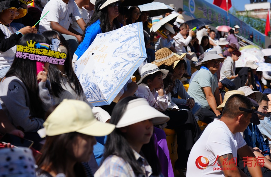 現(xiàn)場(chǎng)觀眾。人民網(wǎng)記者 甘海瓊攝