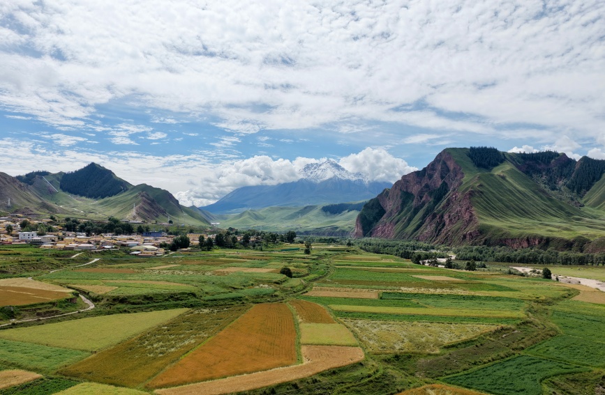 祁連山秋光。仁青多杰攝