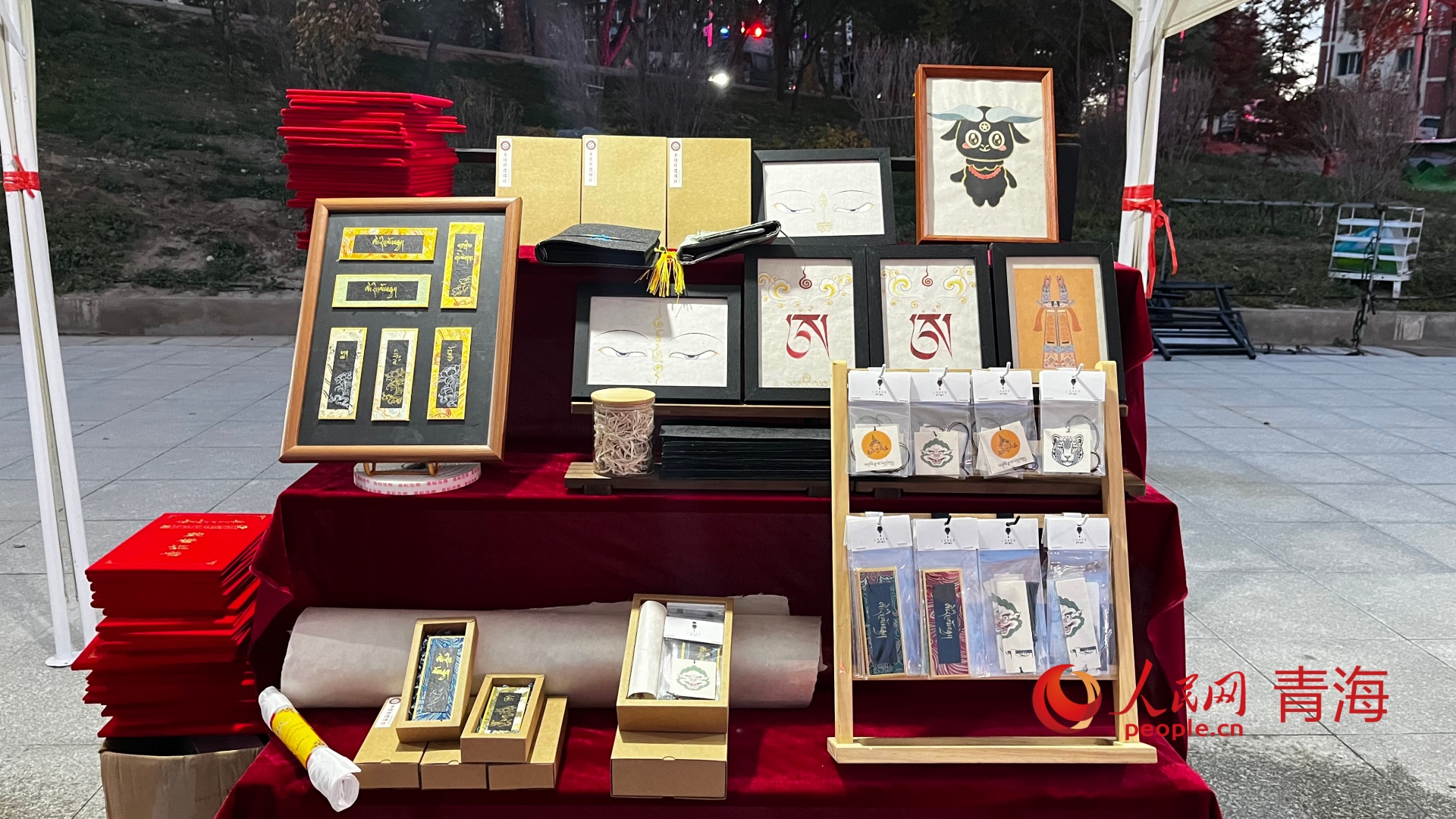 貴南文創(chuàng)產(chǎn)品展示。實(shí)習(xí)生 馬司宇攝