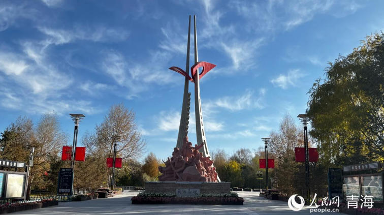 格爾木將軍樓公園。實習(xí)生 馬司宇攝